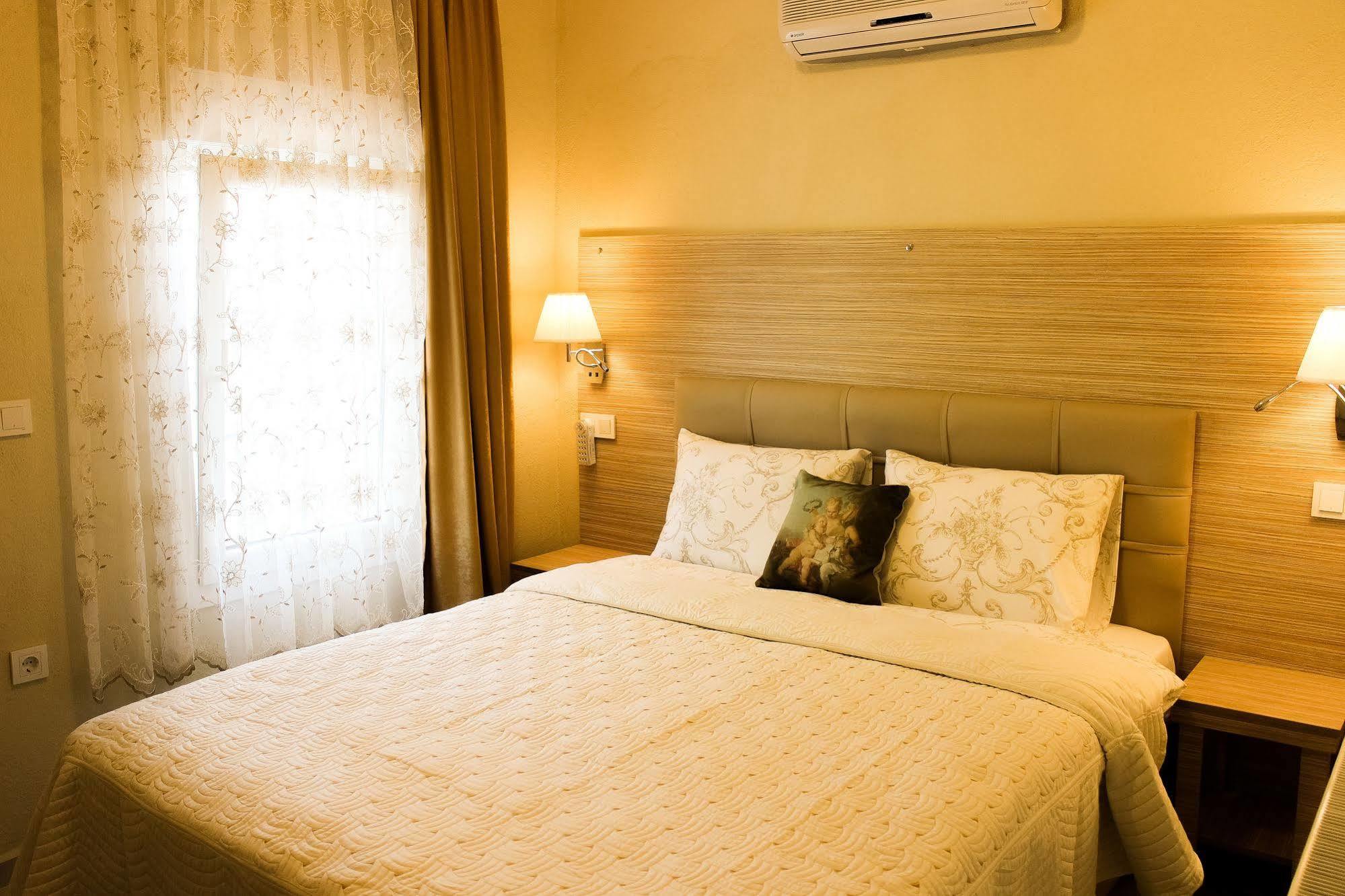 Arp Otel 2*